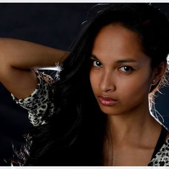 Namira - Sie sucht Sex in Palling Profil von Namira, 25 Jahre, Sie sucht Sex in Palling (Bayern)